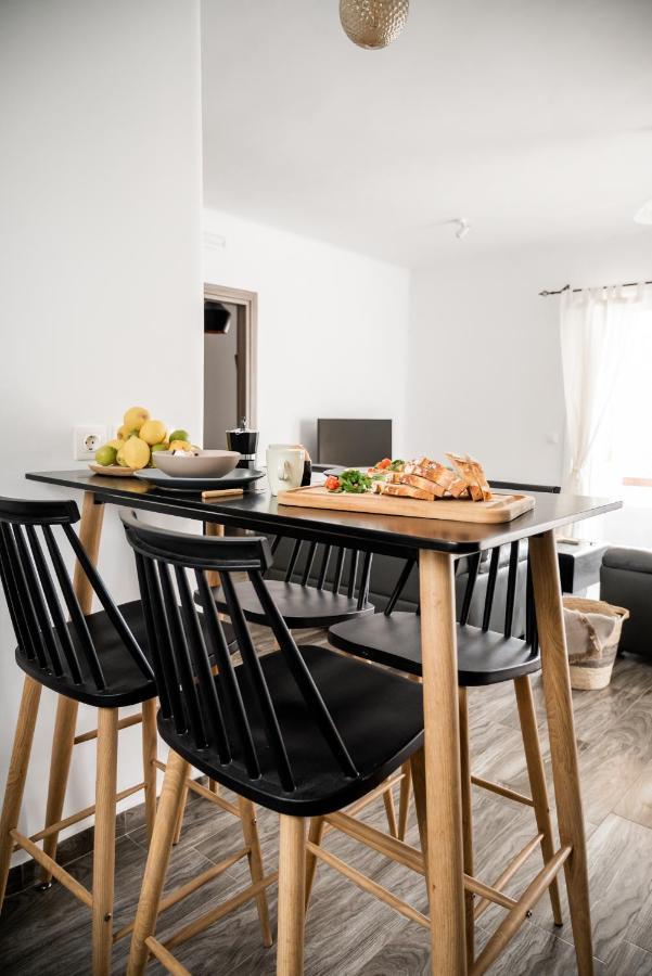 Aniko Suites Psarou Psarou  Exteriör bild