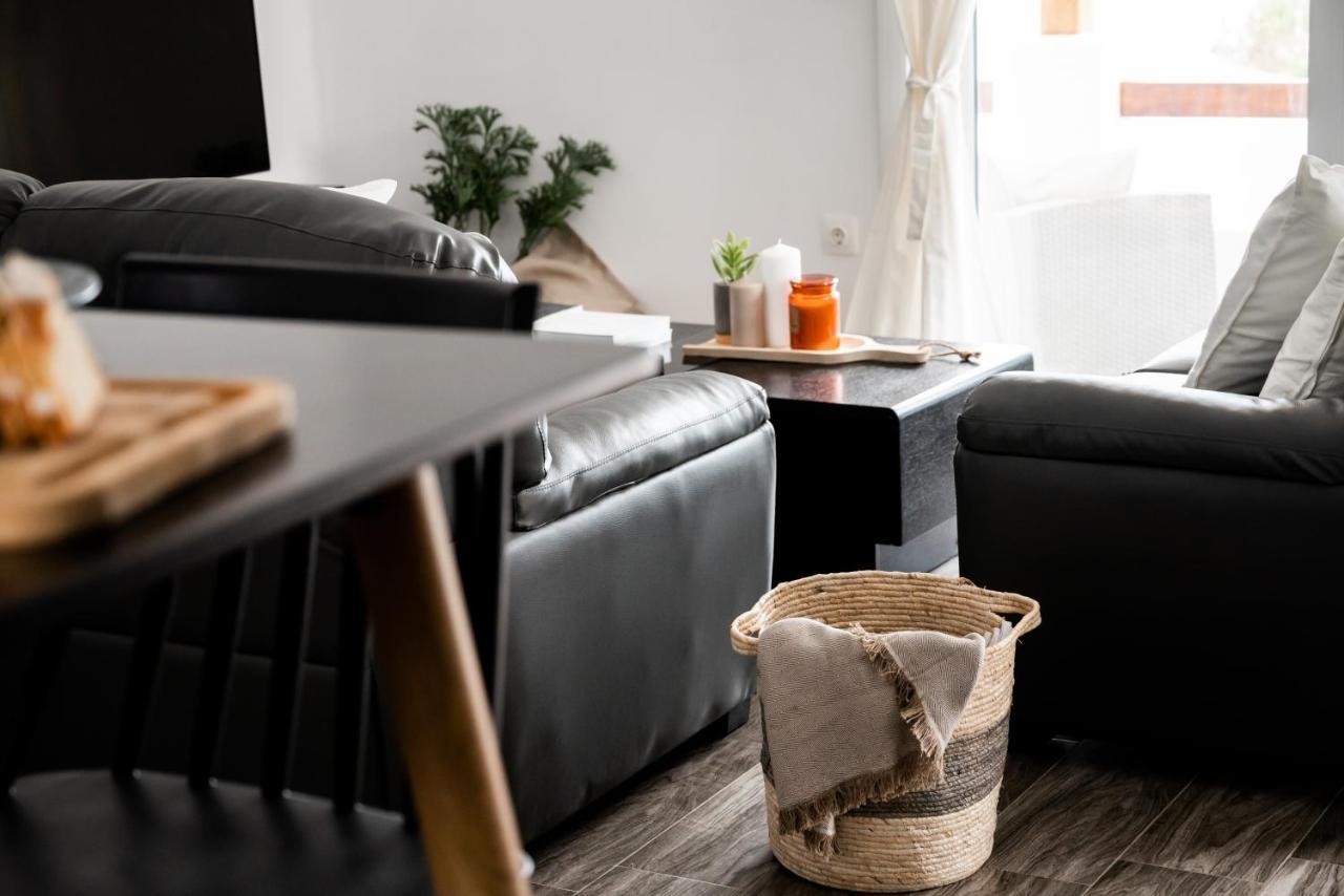 Aniko Suites Psarou Psarou  Exteriör bild