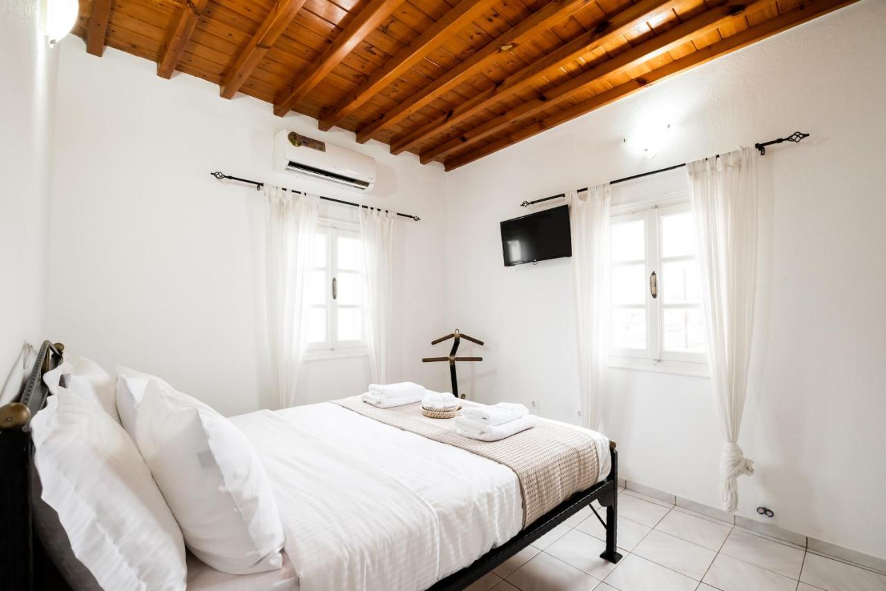 Aniko Suites Psarou Psarou  Exteriör bild